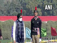
      
      PM Modi sports turban with red hackle as he addresses NCC...
      
      
