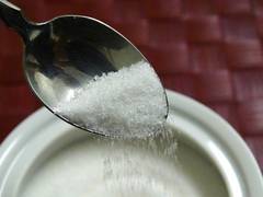 
      
      Here's how artificial sweeteners increase appetite
      
      