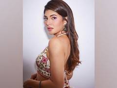 
      
      Jacqueline Fernandez launches new workout series 'She Rox'
      
      