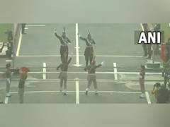 
      
      Republic Day: Beating Retreat ceremony held at Attari-Wagah...
      
      