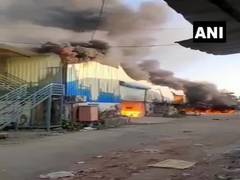 
      
      Fire breaks out in Maharashtra's thermocol factory
      
      