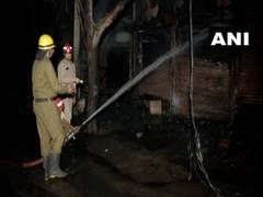 
      
      Delhi violence: Fire breaks out at tyre market in Gokulpuri,...
      
      