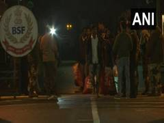 
      
      Pakistan hands over 20 released fishermen to Indian...
      
      