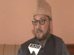 
      
      Pained at targeted killings in Valley: Kashmir' Grand Mufti
      
      