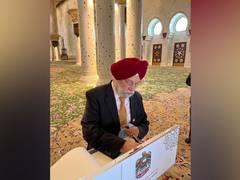 
      
      Hardeep Singh Puri visits Sheikh Zayed Grand Mosque in Abu...
      
      