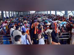 
      
      Heavy rush of pilgrims continue in Kerala's Sabarimala temple
      
      