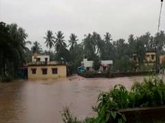 
      
      Several areas around Netravathi river flooded due to water...
      
      