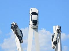 
      
      Boeing, Porsche join hands for electric 'flying car'
      
      