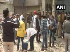 
      
      Delhi violence: Forensic team collects evidence from...
      
      