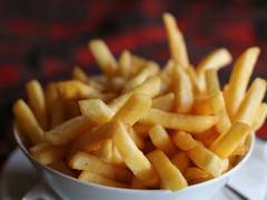
      
      Eating starchy snacks associated with higher risk of...
      
      