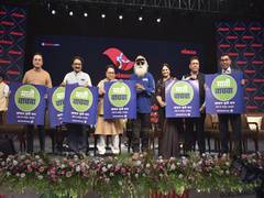 
      
      Sadhguru creates awareness about soil conservation in an event
      
      