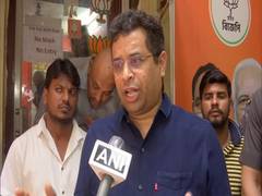 
      
      BJP MP Saumitra Khan refutes speculations of his joining TMC 
      
      