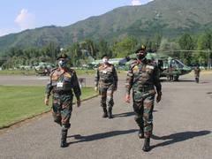 
      
      Army chief Gen Naravane reviews security situation in Kashmir
      
      