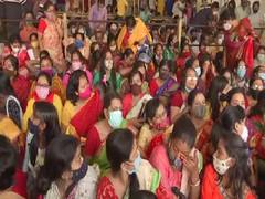 
      
      Kolkata: Devotees throng Dakshineswar temple on Kali Puja
      
      
