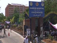 
      
      Defence forces salute Corona warriors in Hyderabad
      
      