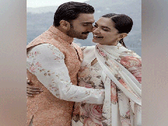 
      
      Ranveer Singh gives a special dance performance for wife...
      
      