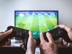 
    Study looks into correlation between playing video games and obesity in children
    