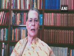 
      
      Congress interim chief Sonia Gandhi extends Onam greetings
      
      