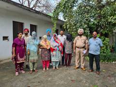 
      
      Police busts gang responsible for 100 snatching cases in...
      
      