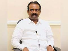 
      
      Siddaramaiah a puppet of Sonia Gandhi : BJP MLC Ravikumar
      
      