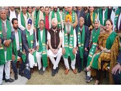 
      
      Ahead of Punjab polls, former Congress MP, others join...
      
      