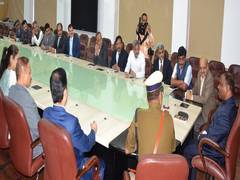 
      
      J-K: LG Murmu holds meeting with officials at Civil...
      
      