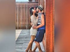 
      
      'Kundali Bhagya' Dheeraj Dhoopar, wife Vinny Arora are pregnant
      
      