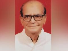 
      
      'Baghban' screenwriter Shafeeq Ansari passes away
      
      