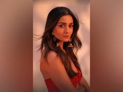 
      
      BMC to look into Alia Bhatt's alleged quarantine rules violation
      
      