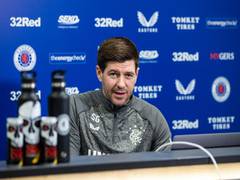 
      
      We had too many issues defensively: Gerrard after 4-3 win...
      
      