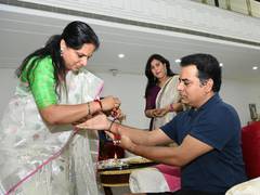 
      
      Telangana MLC Kavitha ties rakhi to brother KTR on Raksha Bandhan
      
      