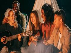 
      
      People with similar musical preferences bond well: Study
      
      