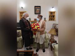 
      
      PM Modi meets Murli Manohar Joshi on his birthday, extends...
      
      