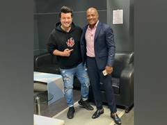 
      
       Varun Sharma opens up about his meeting with cricket legend...
      
      