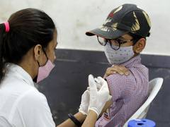 
      
      India administered more than 8 lakh covid-19 vaccine doses
      
      