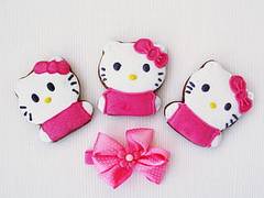 
      
      Find out why this Hello Kitty bag is worth $2,590
      
      