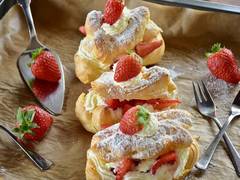 
      
      Tracking food helps losing extra kilos, says study
      
      