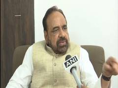 
      
      LoP Gopal Bhargava claims 'Vastu' problem of MP Assembly...
      
      