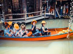 
    Study reveals rapport with co-travellers impacts overall tourist satisfaction
    