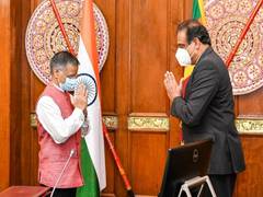 
      
      India, S Lanka formalise agreement on Line of Credit worth...
      
      