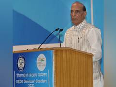 
      
      Rajnath Singh felicitates winners of 'Dare to Dream 2.0'...
      
      