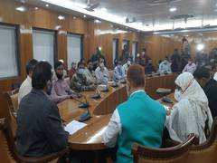 
      
      'Last date for submission of Haj forms extended till January 10'
      
      