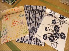 
    Japan preserves traditional hand-dyeing skills
    
