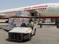 
      
      COVID-19: 318 Oxygen Concentrators arrive at Delhi airport from US
      
      