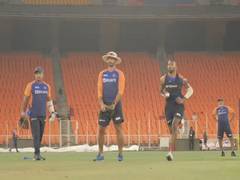 
      
      Ind vs Eng: Ahead of T20Is, Hardik fine-tunes bowling skills
      
      