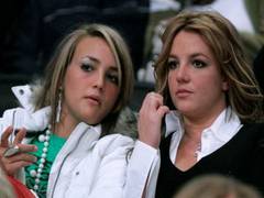 
      
      Britney Spears' sister Jamie Lynn Spears speaks out after...
      
      