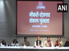 
      
      Congress leaders Praveen Singh, Supriya Aron join Samajwadi Party
      
      