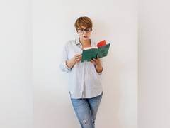 
      
      Actively speaking two languages protects against cognitive...
      
      