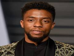 
      
      Hollywood remembers Chadwick Boseman on his first death...
      
      