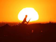 
    Researchers uncover the reason behind heat waves in Europe, Northeast Asia
    